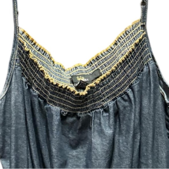 Stylish Denim Romper with Lace Trim 1X 36in long pit to pit 19in - Picture 6 of 6